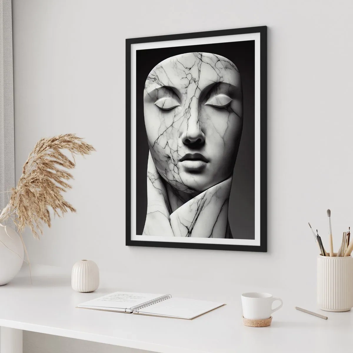 Pôster com moldura preta - Escultura de mármore com rosto e olhos fechados sobre fundo preto - 50x70cm - Formas de mármore - Decoração de parede moderna para a sala de estar e quarto ARTTOR