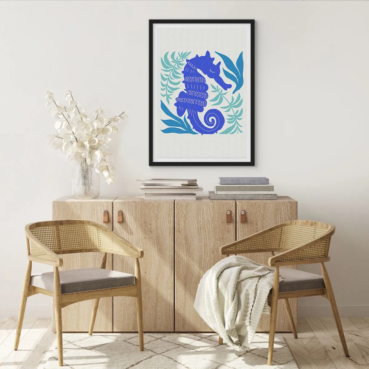 Pôster com moldura preta - Um cavalo-marinho estilizado cercado por vegetação. - 50x70cm - Em um prado subaquático - Decoração de parede moderna para a sala de estar e quarto ARTTOR