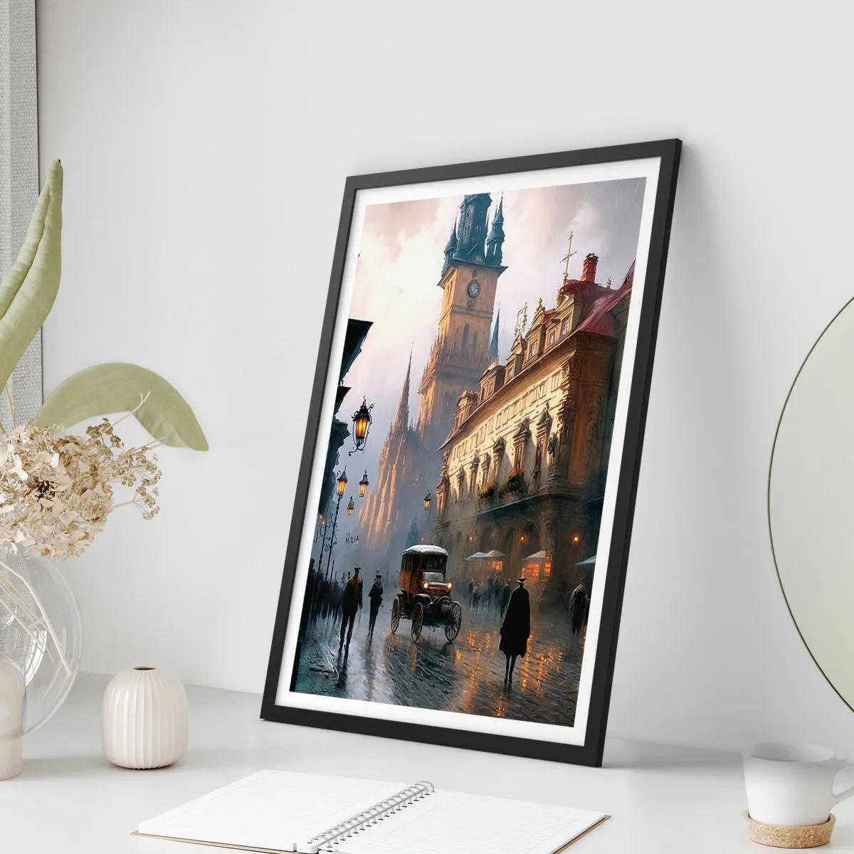 Pôster com moldura preta - Cidade histórica ao entardecer com um veículo histórico - 50x70cm - O encanto de uma noite em Praga - Decoração de parede moderna para a sala de estar e quarto ARTTOR