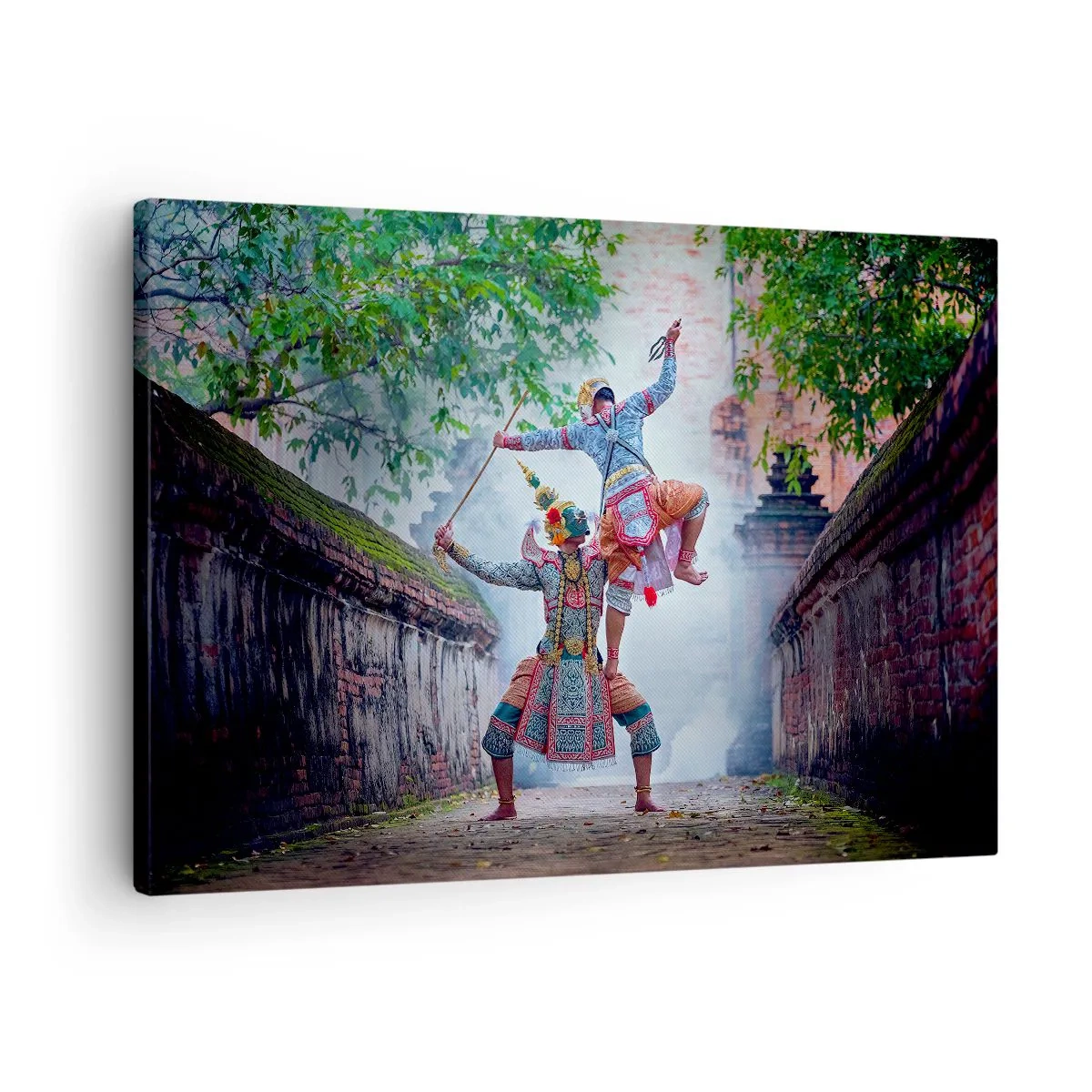 Quadro em tela - Dança tradicional em um ambiente histórico com muro e árvores - 70x50cm - Uma dança de beleza mortal - Decoração de parede moderna para a sala de estar e quarto ARTTOR