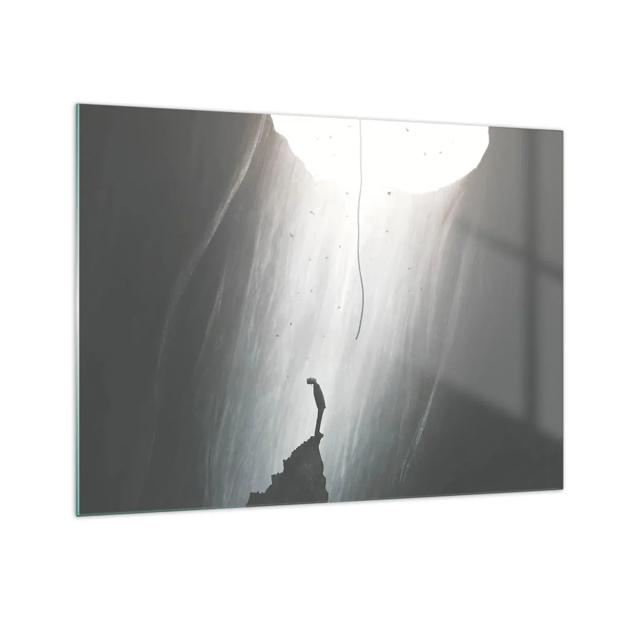 Quadro em vidro - Um homem parado na escuridão ao pé de uma saída luminosa sobre um abismo - 70x50cm - Sempre há uma saída - Decoração de parede moderna para a sala de estar e quarto ARTTOR