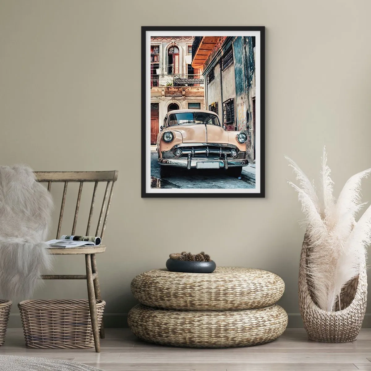 Pôster com moldura preta - Um carro clássico em um ambiente urbano retrô - 50x70cm - Siesta em Havana - Decoração de parede moderna para a sala de estar e quarto ARTTOR