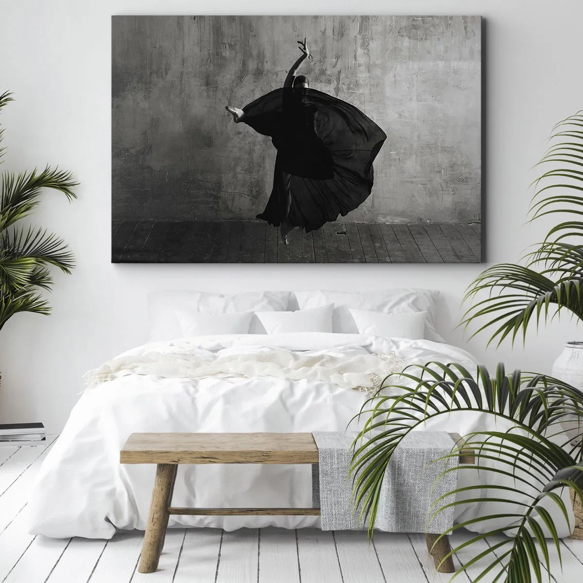 Quadro em tela - Silhueta preta e branca de uma dançarina em movimento contra um fundo de parede - 70x50cm - Cheio de paixão - Decoração de parede moderna para a sala de estar e quarto ARTTOR