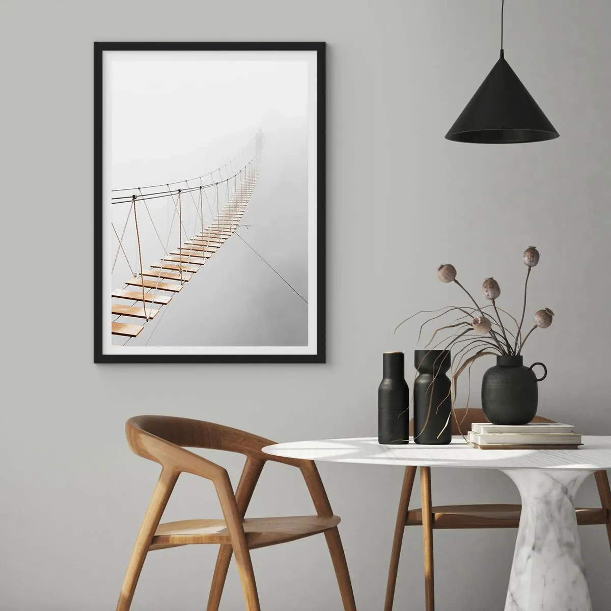 Pôster com moldura preta - Uma ponte suspensa afogada em neblina - 50x70cm - Para onde levará? - Decoração de parede moderna para a sala de estar e quarto ARTTOR