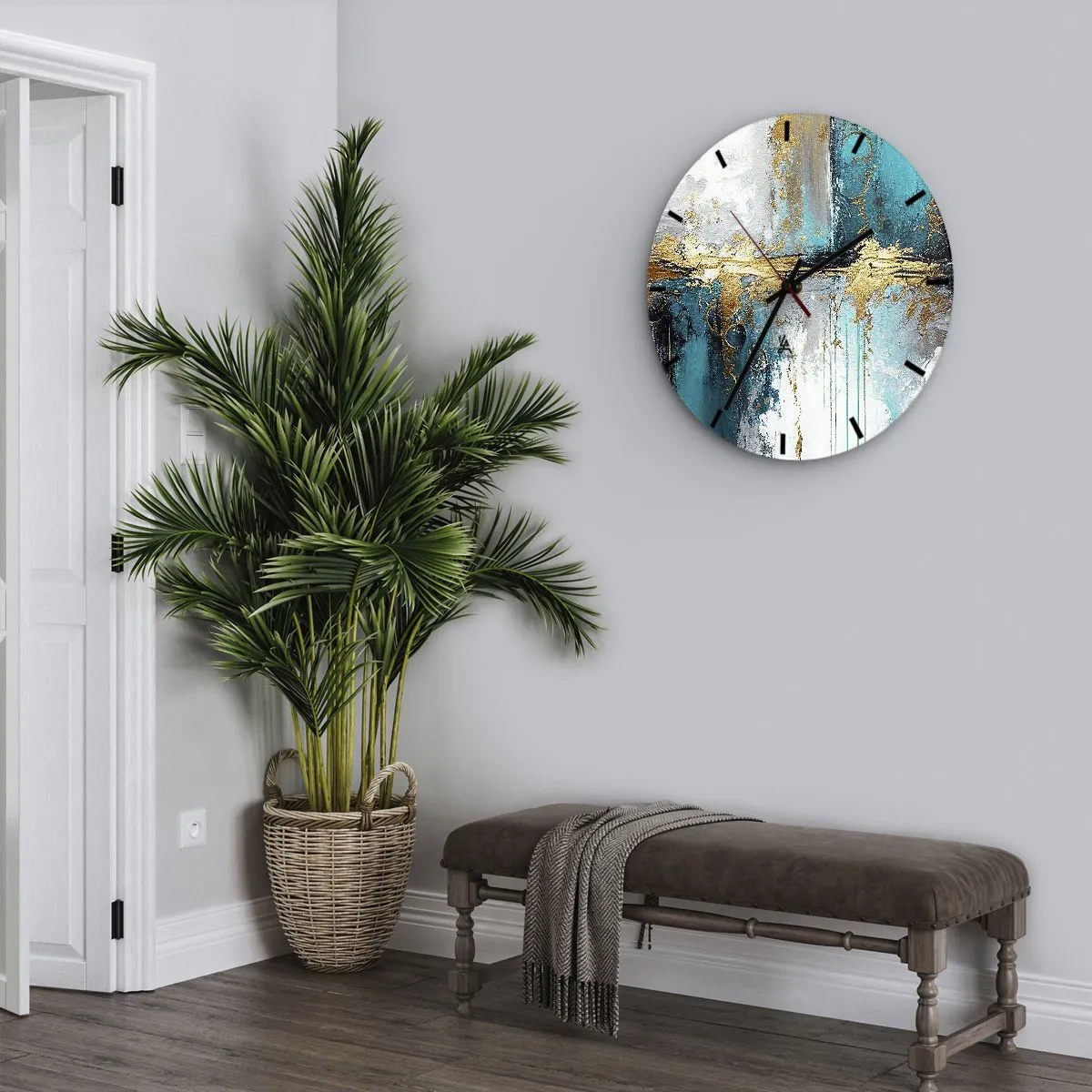 Relógio de parede - Relógio em vidro - Pinceladas abstratas em turquesa, branco e dourado - 30x30cm - Tudo flui - Decoração de parede moderna para a sala de estar, cozinha e quarto ARTTOR