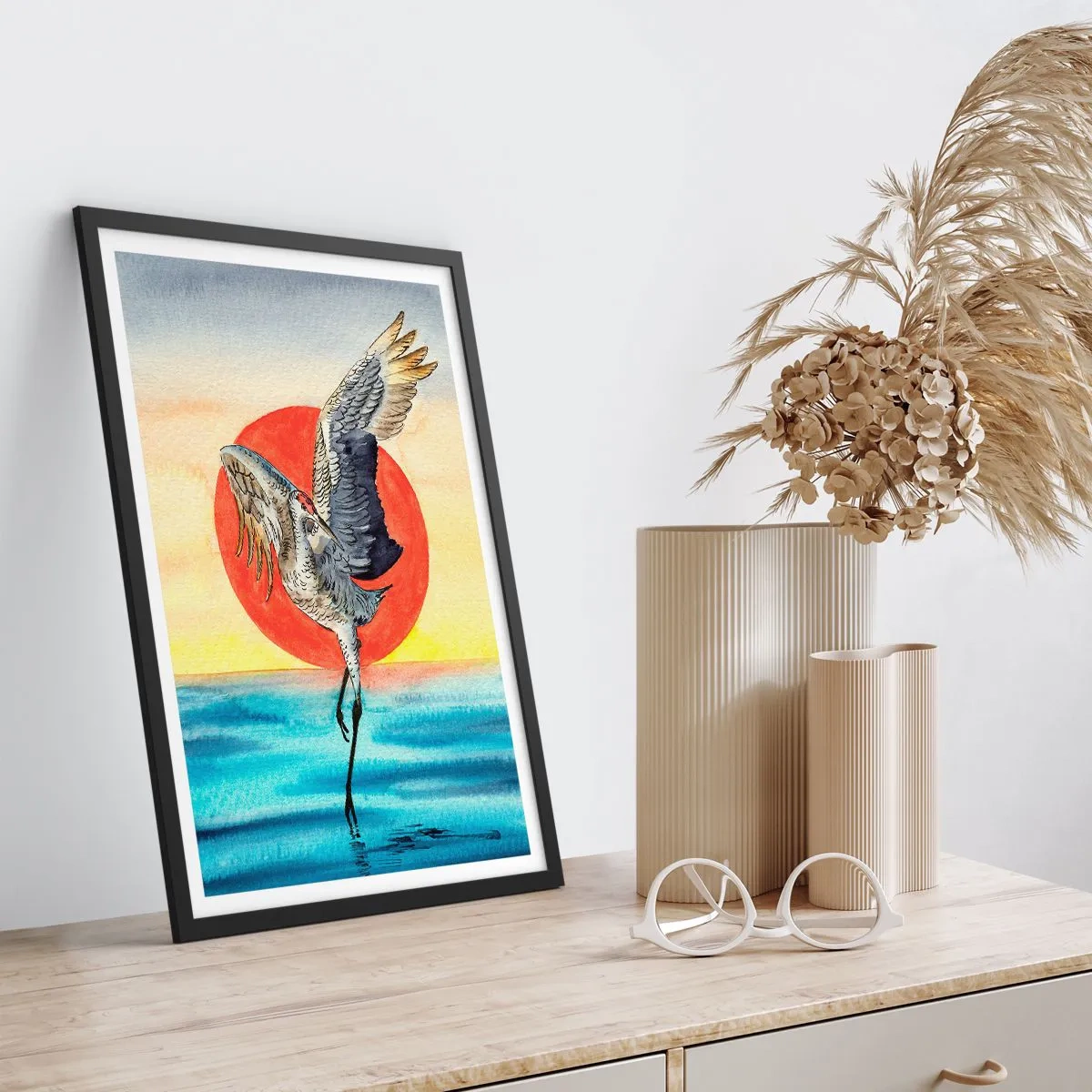 Pôster com moldura preta - Um guindaste pairando sobre a água contra um sol vermelho - 50x70cm - É hora de voltar - Decoração de parede moderna para a sala de estar e quarto ARTTOR