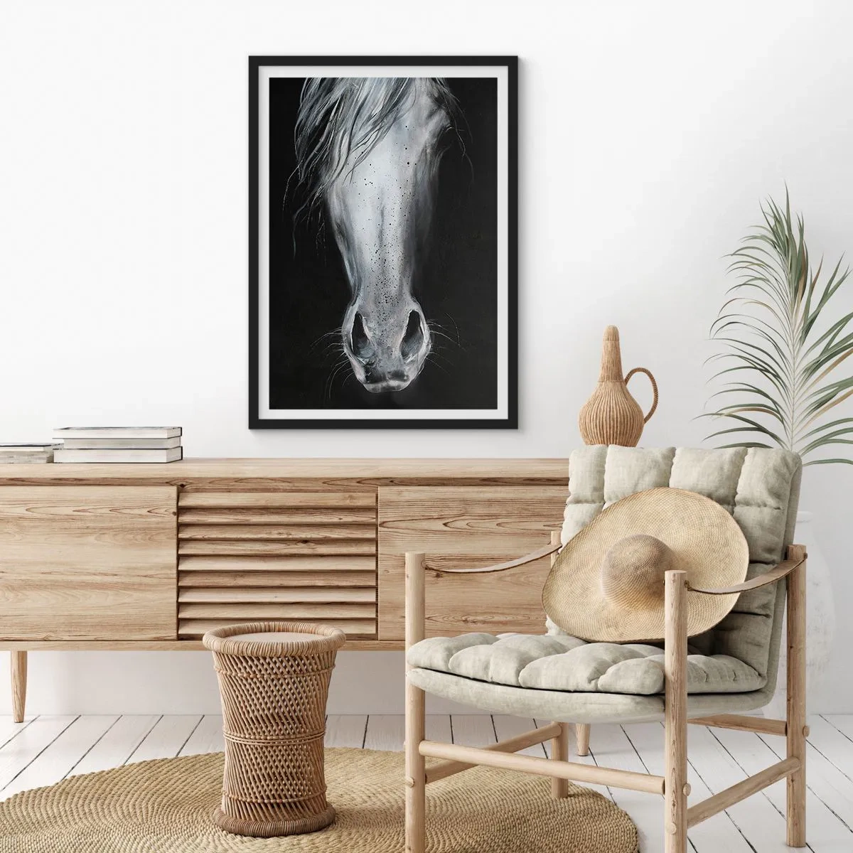 Pôster com moldura preta - Close-up do rosto de um cavalo em preto e branco - 50x70cm - Olhar sedutor - Decoração de parede moderna para a sala de estar e quarto ARTTOR