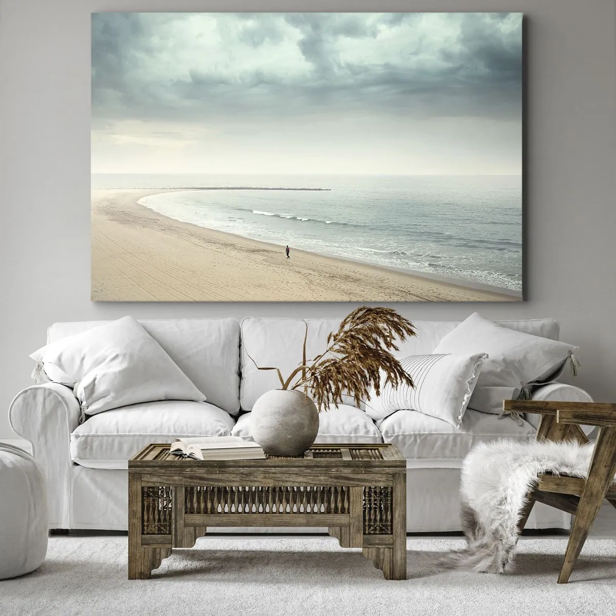 Quadro em tela - Uma figura solitária em uma praia deserta perto de um mar calmo - 70x50cm - Em busca da paz - Decoração de parede moderna para a sala de estar e quarto ARTTOR