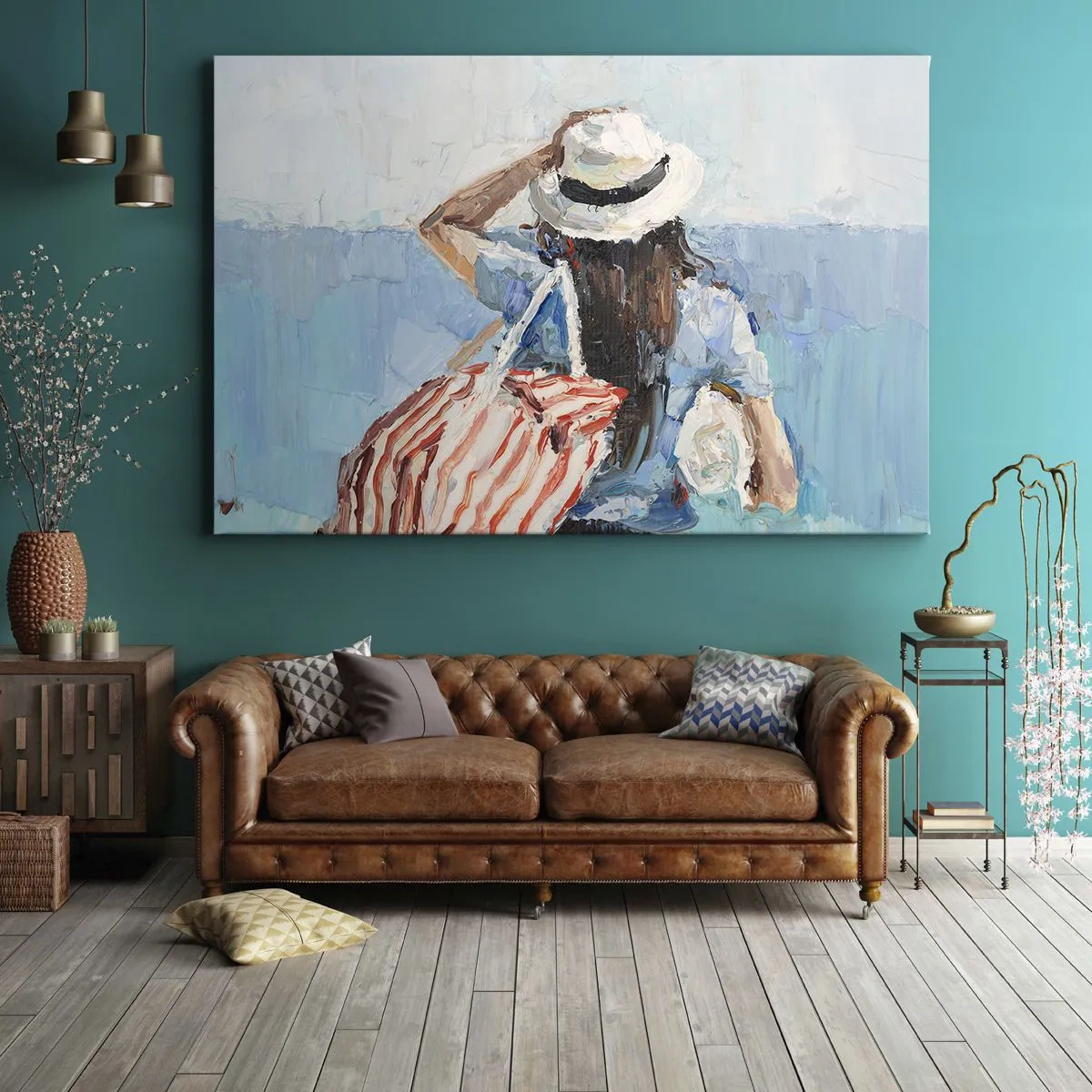 Quadro em tela - Uma mulher de chapéu contra o mar azul - 70x50cm - Bem-vindo às suas férias - Decoração de parede moderna para a sala de estar e quarto ARTTOR