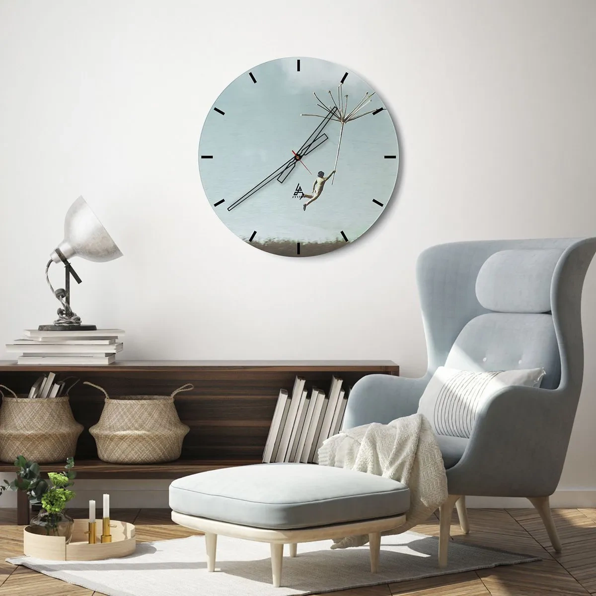 Relógio de parede - Relógio em vidro - Uma figura flutuando no ar segurando um dente-de-leão gigante - 30x30cm - Papagaios, balões, vento - Decoração de parede moderna para a sala de estar, cozinha e quarto ARTTOR