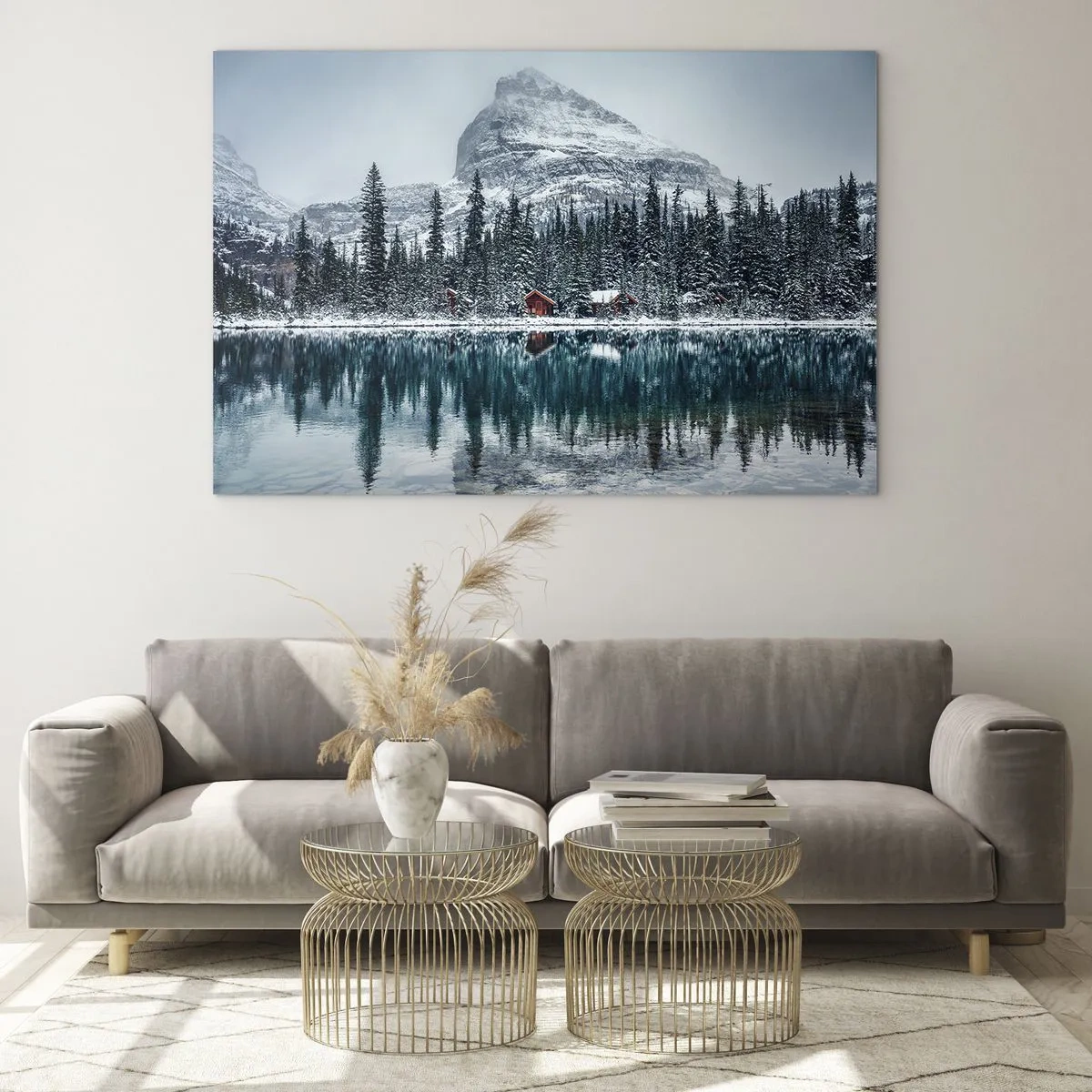 Quadro em vidro - Paisagem de inverno com montanhas, florestas e chalés à beira do lago - 70x50cm - Retiro canadense - Decoração de parede moderna para a sala de estar e quarto ARTTOR