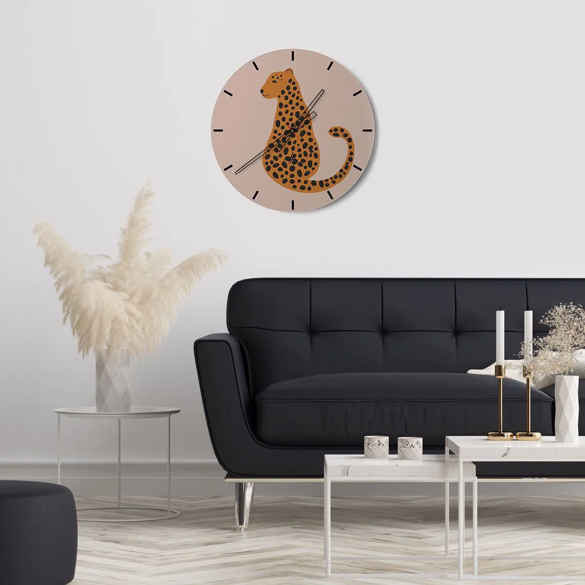 Relógio de parede - Relógio em vidro - Pantera estilizada em fundo bege - 30x30cm - A estampa de leopardo está na moda - Decoração de parede moderna para a sala de estar, cozinha e quarto ARTTOR