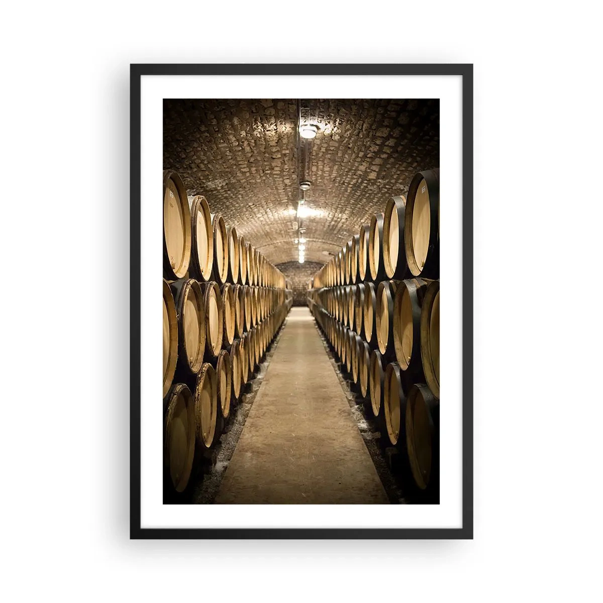 Pôster com moldura preta - Uma adega cheia de barris de vinho - 50x70cm - Em um porão de tijolos - Decoração de parede moderna para a sala de estar e quarto ARTTOR