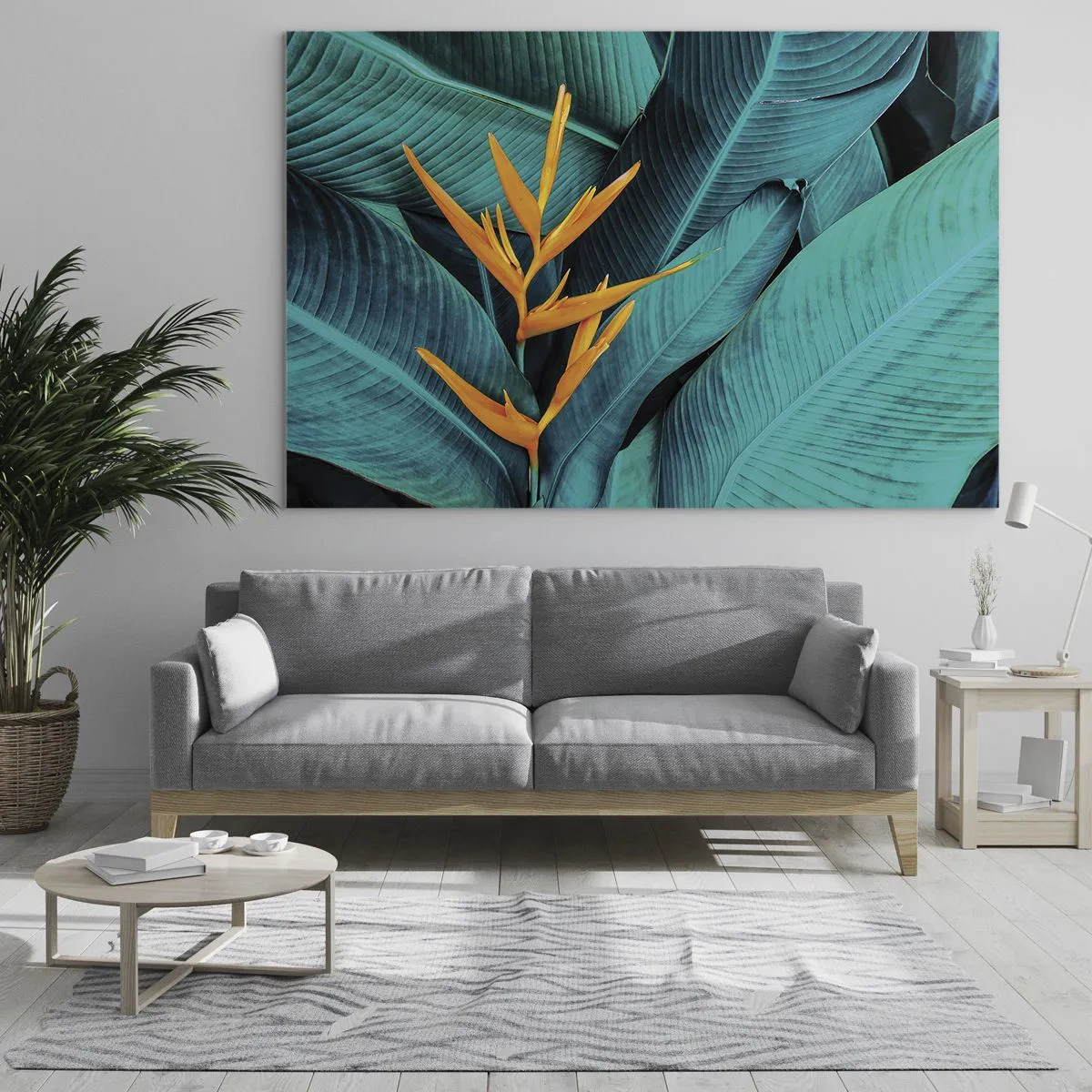 Quadro em vidro - Uma flor exótica em um fundo de grandes folhas verdes. - 70x50cm - Flor do Éden - Decoração de parede moderna para a sala de estar e quarto ARTTOR