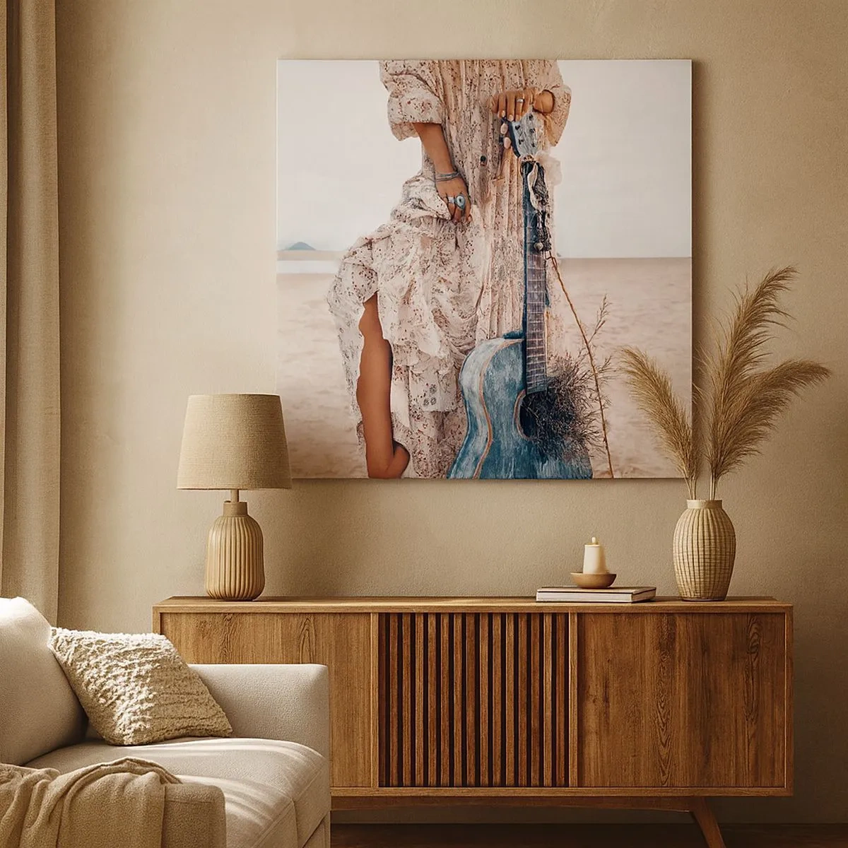 Quadro em tela - Mulher estilo boho com violão na praia - 70x50cm - Flores a caminho - Decoração de parede moderna para a sala de estar e quarto ARTTOR