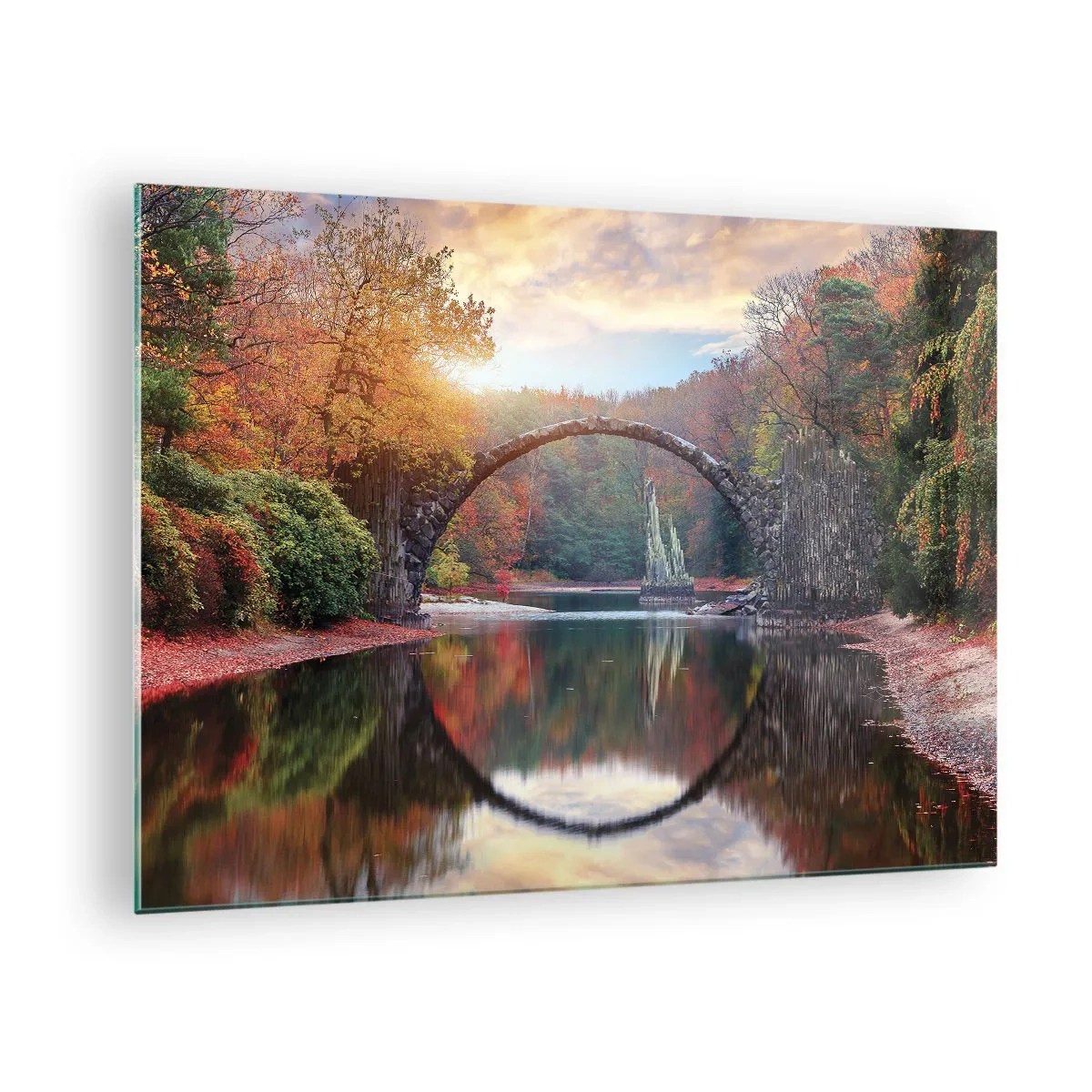 Quadro em vidro - Uma ponte de pedra refletida em um lago em meio a uma floresta de outono - 70x50cm - Do outro lado do espelho - Decoração de parede moderna para a sala de estar e quarto ARTTOR